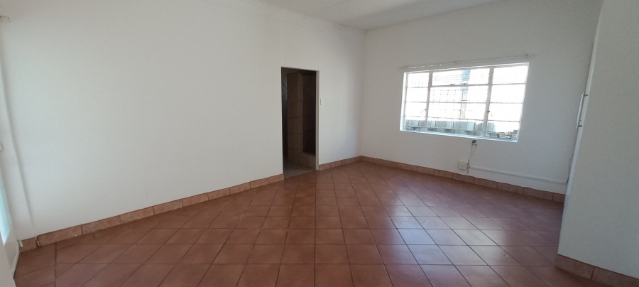 9 Bedroom Property for Sale in Bethlehem Free State